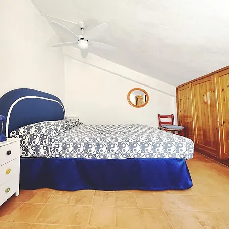 Praialonga - Attico Con Terrazzo *